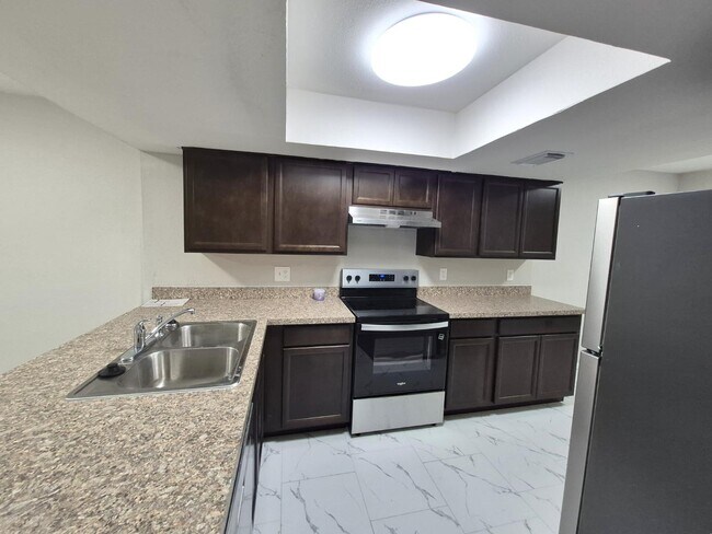 Building Photo - 103 Booth Ln