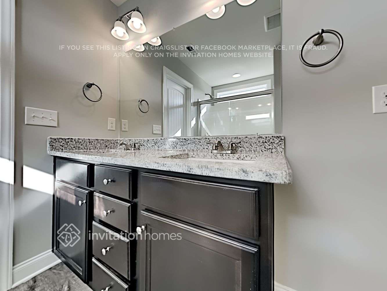Building Photo - 1088 Lakemont Dr