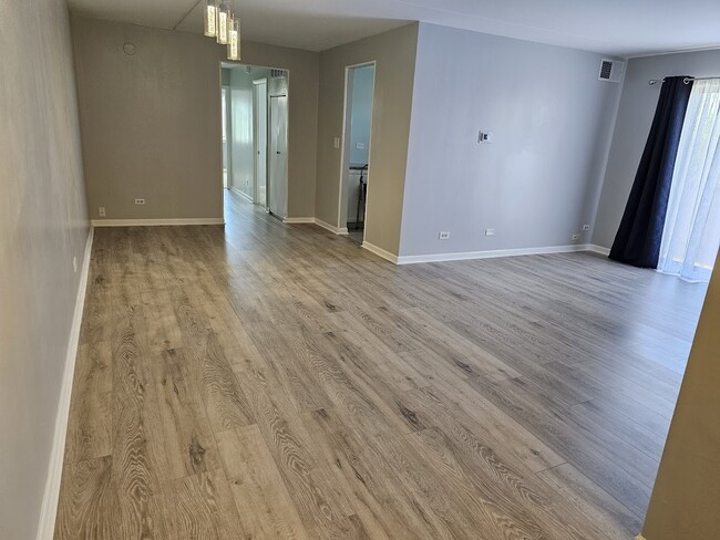 Building Photo - 1463 Mercury Dr