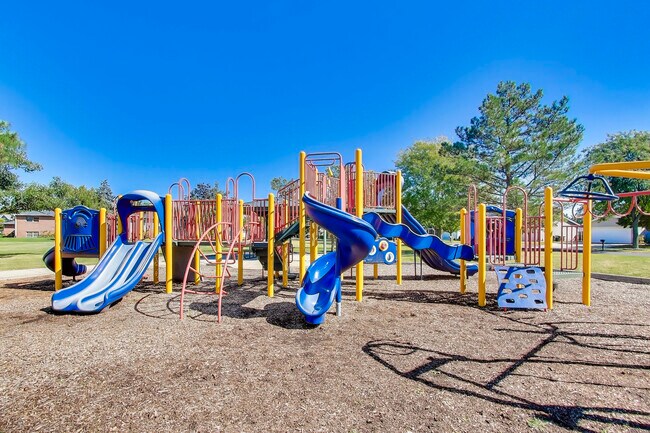 Building Photo - 141 Rumsey Pl