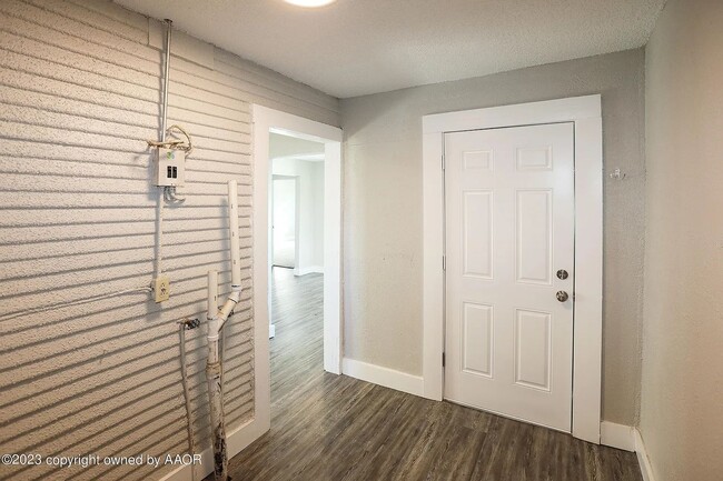 Building Photo - Available with our Lease with Purchase Opt...