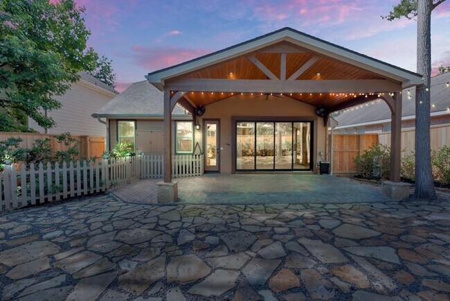 Building Photo - 18 N Star Ridge Cir