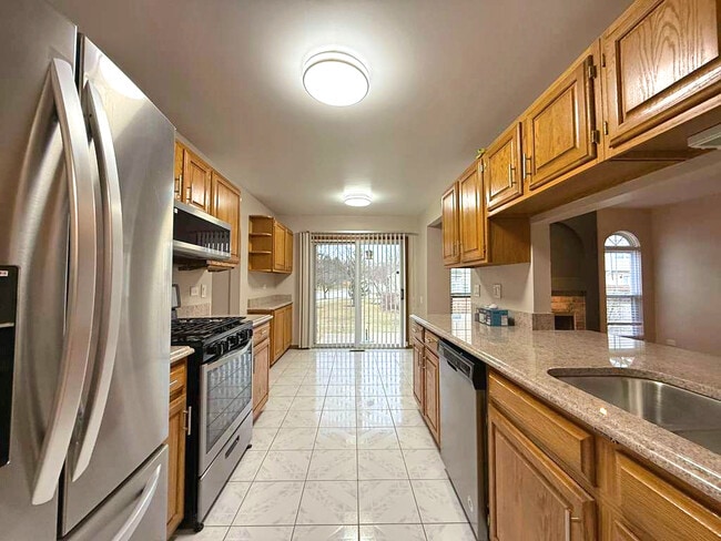 Building Photo - 4797 Amber Cir