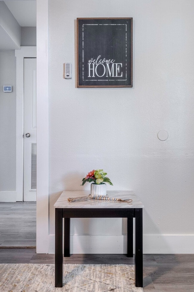 Building Photo - 1112 Morgan Ave