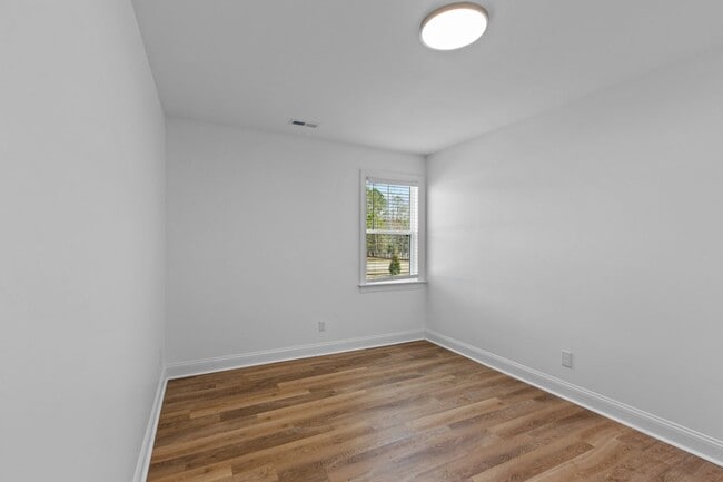 Building Photo - New Construction!