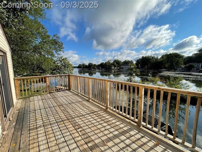 Building Photo - 1253 Bamford St