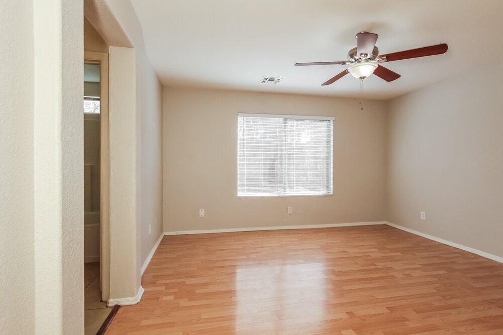 Building Photo - 2513 N 114th Ave