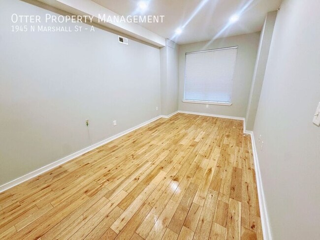 Building Photo - 1945 N Marshall St