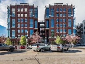 Building Photo - 360 W 300 S