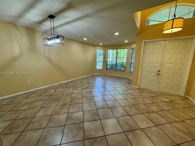 Building Photo - 3393 SW 180th Way