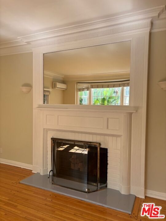 Building Photo - 11925 Kling St