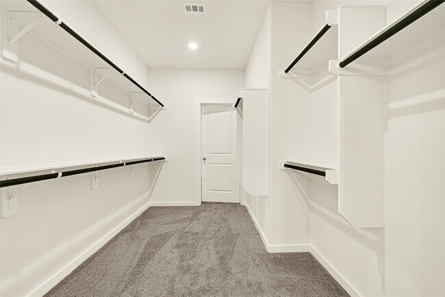 Building Photo - 31823 Autumn Spur Ln