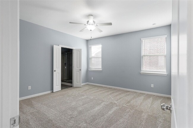 Building Photo - 2132 Whispering Sage blvd