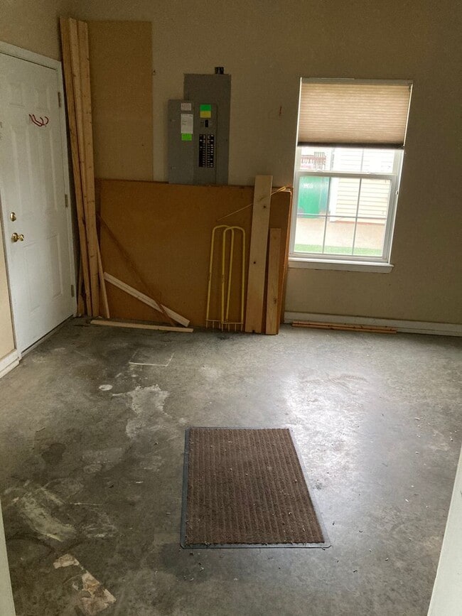 Building Photo - The Village at Pine Valley