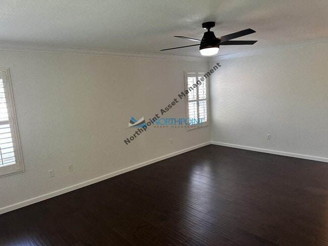 Building Photo - 4BR/3BA w/ Solar + Downstairs Bed/Bath in Whitney Oaks