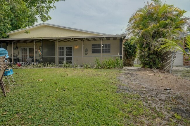 Building Photo - 2403 SW 58th Manor