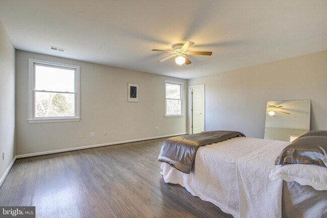 Building Photo - 710 Parrish Farm Ln