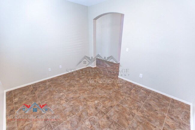 Building Photo - 17932 W Caribbean Ln