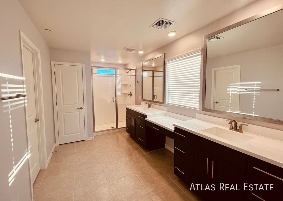 Building Photo - 12374 W Cactus Blossom Trail