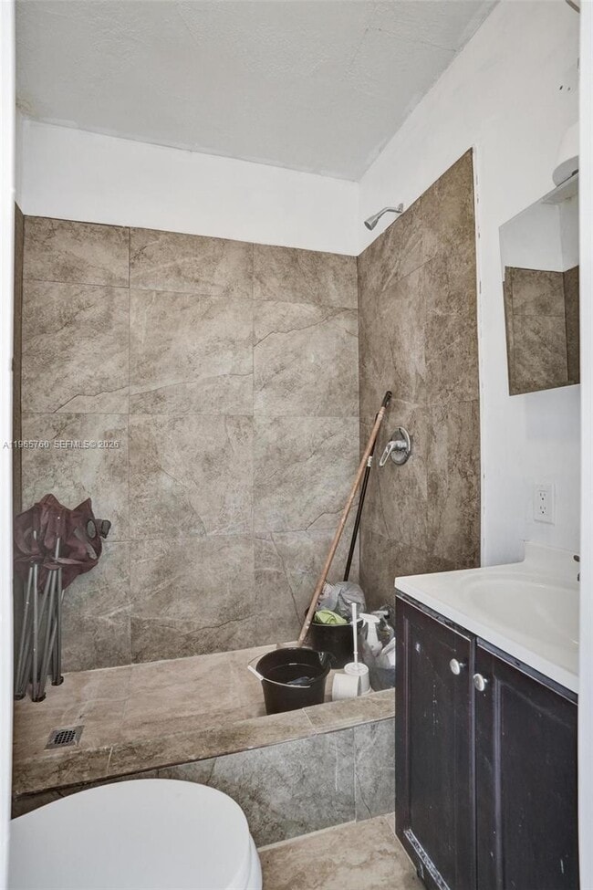 Building Photo - 4330 NW 8th St