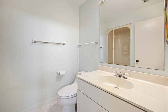 Building Photo - 1029 Debordieu Blvd