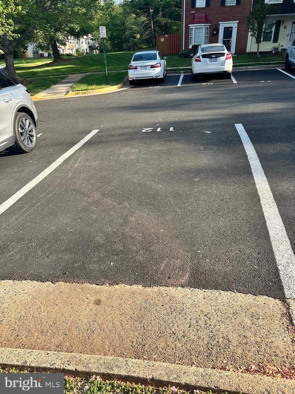 Building Photo - 22 Alden Ct