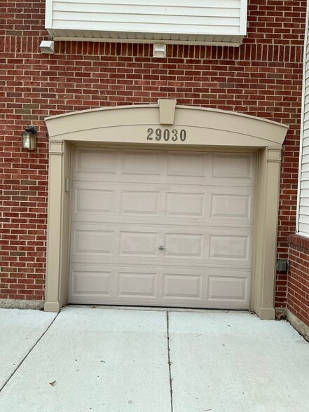 Building Photo - 29030 Cullen Dr