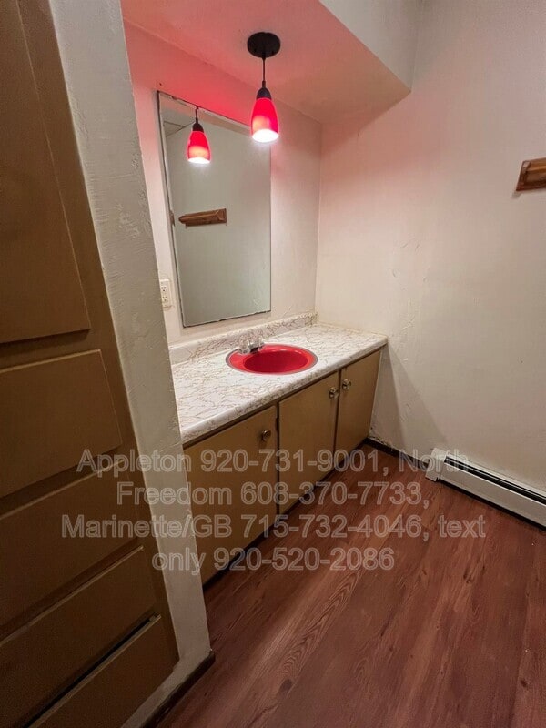 Building Photo - 222 E Main St