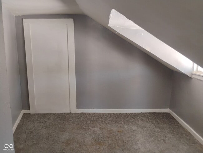 Building Photo - 316 E Franklin St