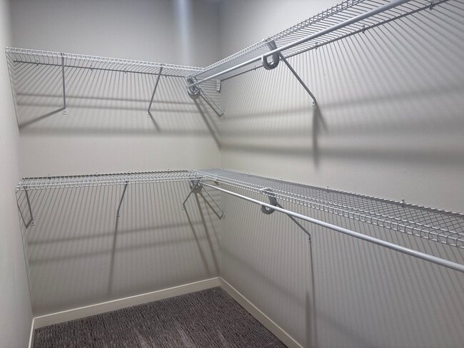 Building Photo - Stunning 4 Bedroom West Valley Townhome - $500 SPECIAL MOVE IN CREDIT