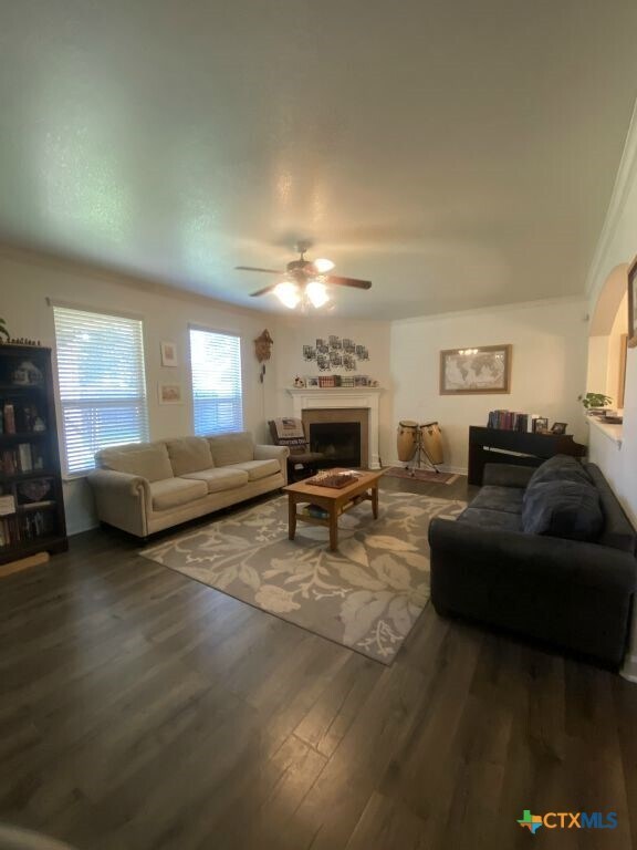 Building Photo - 7105 Golden Oak Ln