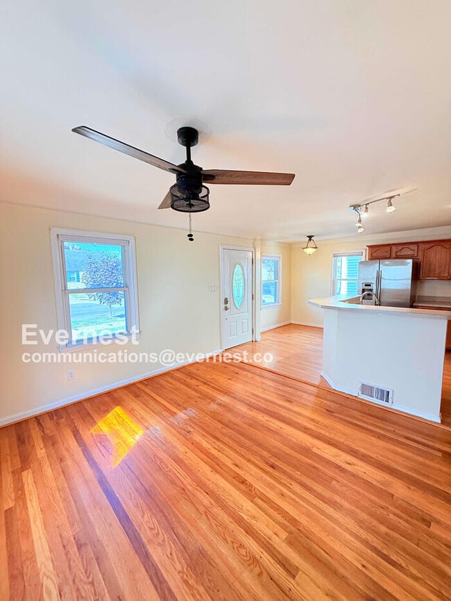 Building Photo - DEARBORN RENTAL: Single-Family Home with D...