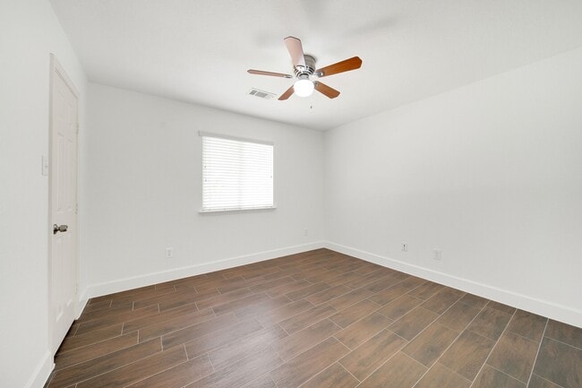 Building Photo - 135 Fairwind Trail Dr