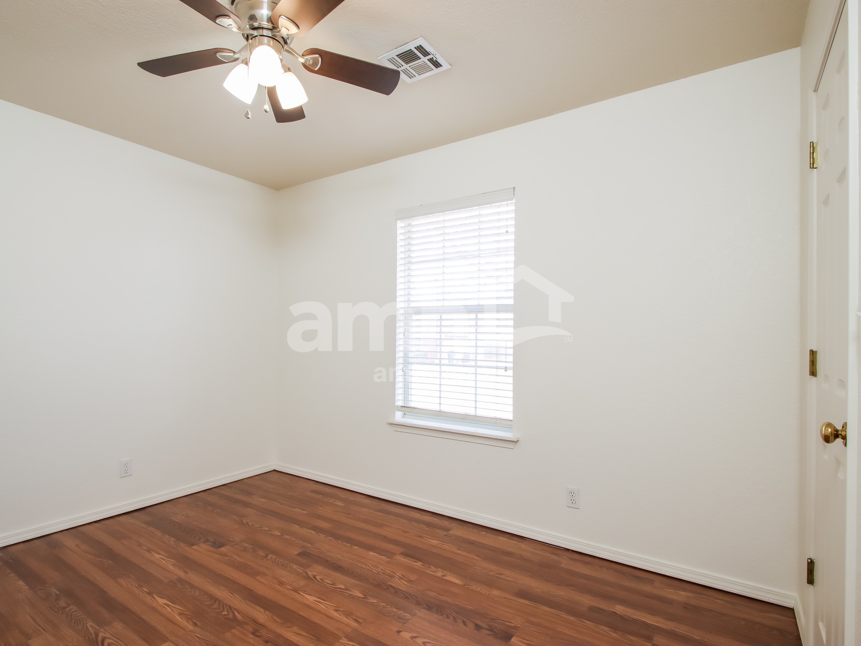 Building Photo - 10421 E 112th St S