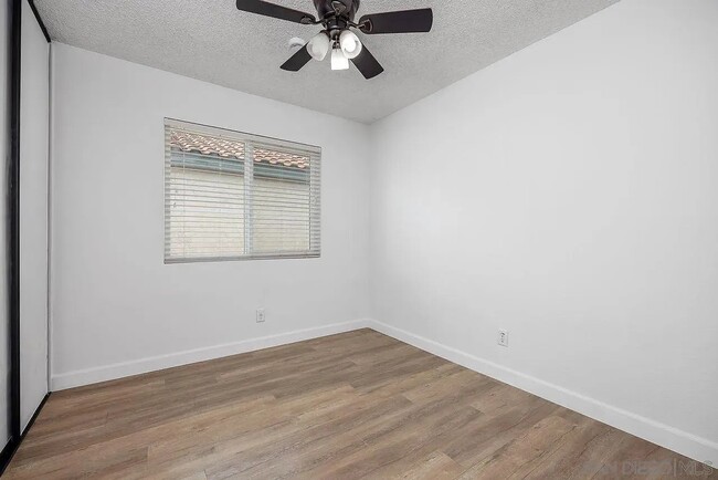 Building Photo - 207 Carissa Dr