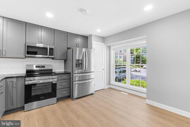Building Photo - 11409 Berland Pl