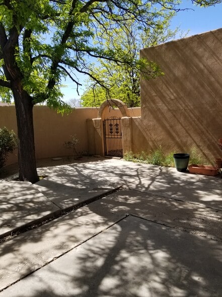 backyard - 2419 Northwest Cir NW