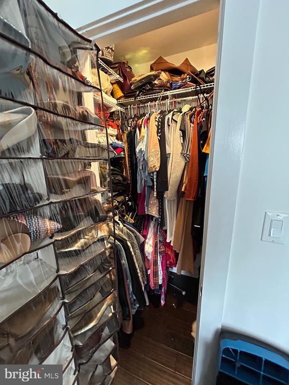 Building Photo - 939 Longfellow St NW