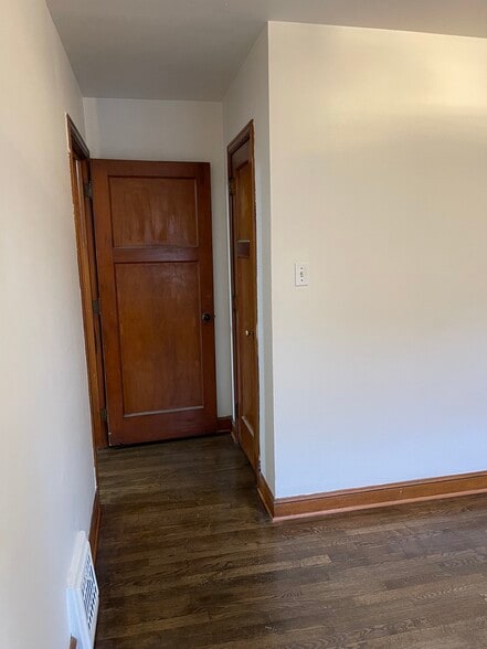 Building Photo - 4834 N 76th St