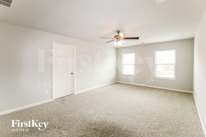 Building Photo - 3890 Lilly Brook Dr