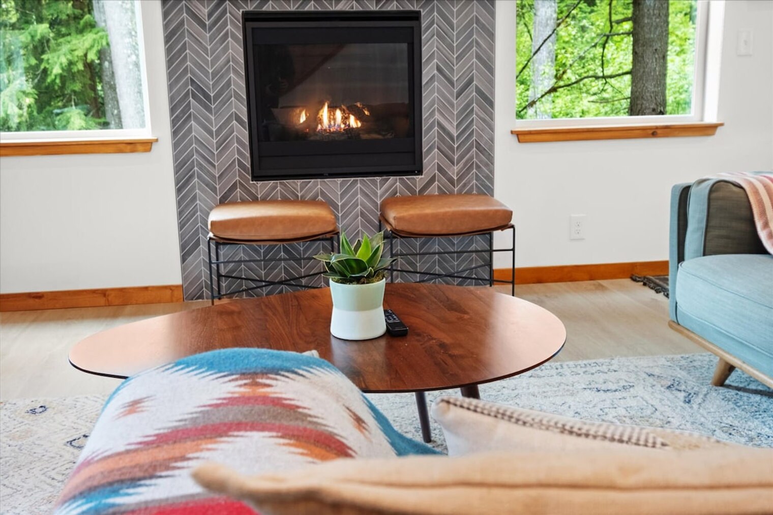 Building Photo - 162 Paradise Dr