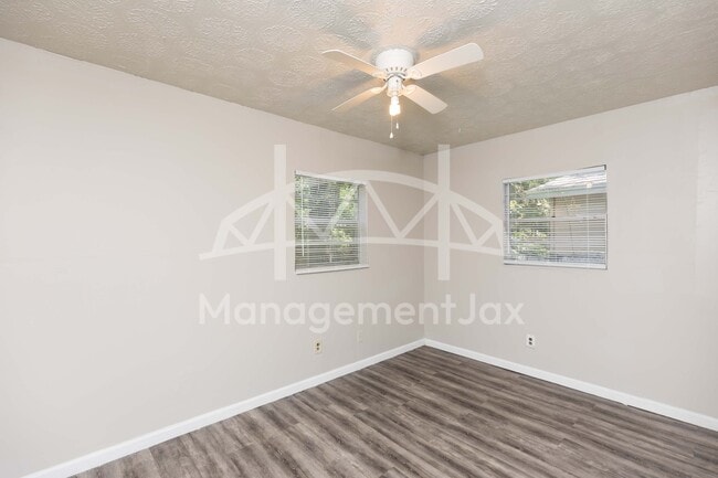 Building Photo - 2055 Talladega Rd