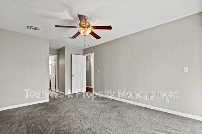 Building Photo - 2311 Tall Sail Dr