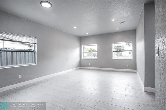 Building Photo - 2019 NW 64th Ave