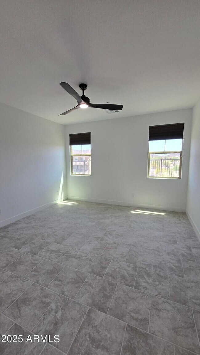 Building Photo - 31817 N 124th Dr