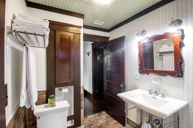 Building Photo - 312 Manhattan Ave