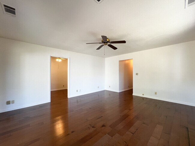 Building Photo - Charming 2 Bedroom, 2 Bathroom Home in Napa