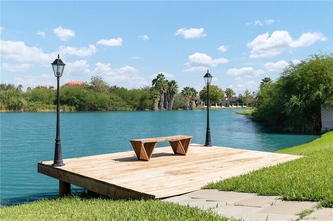 Building Photo - 43 Antigua Dr