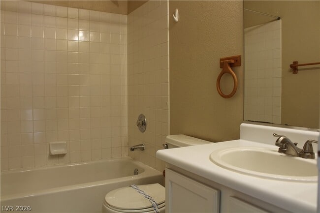 Building Photo - 205 Winnsboro St