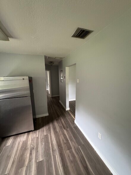 Building Photo - 1625 Grayson Dr